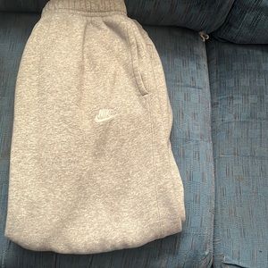 Nike fleece sweatpants